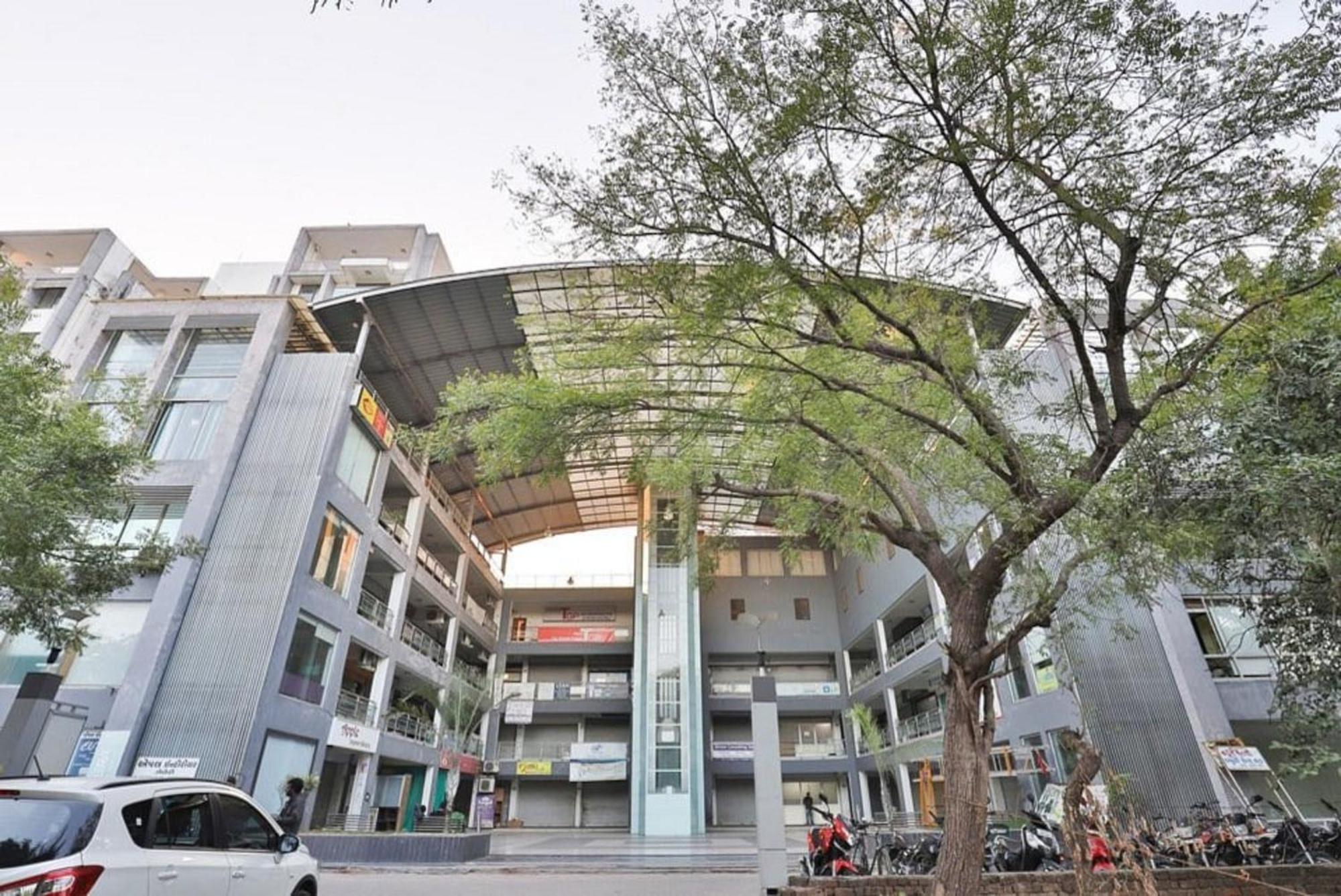 Hotel The Grand Pritam Γκαντχιναγκάρ Εξωτερικό φωτογραφία